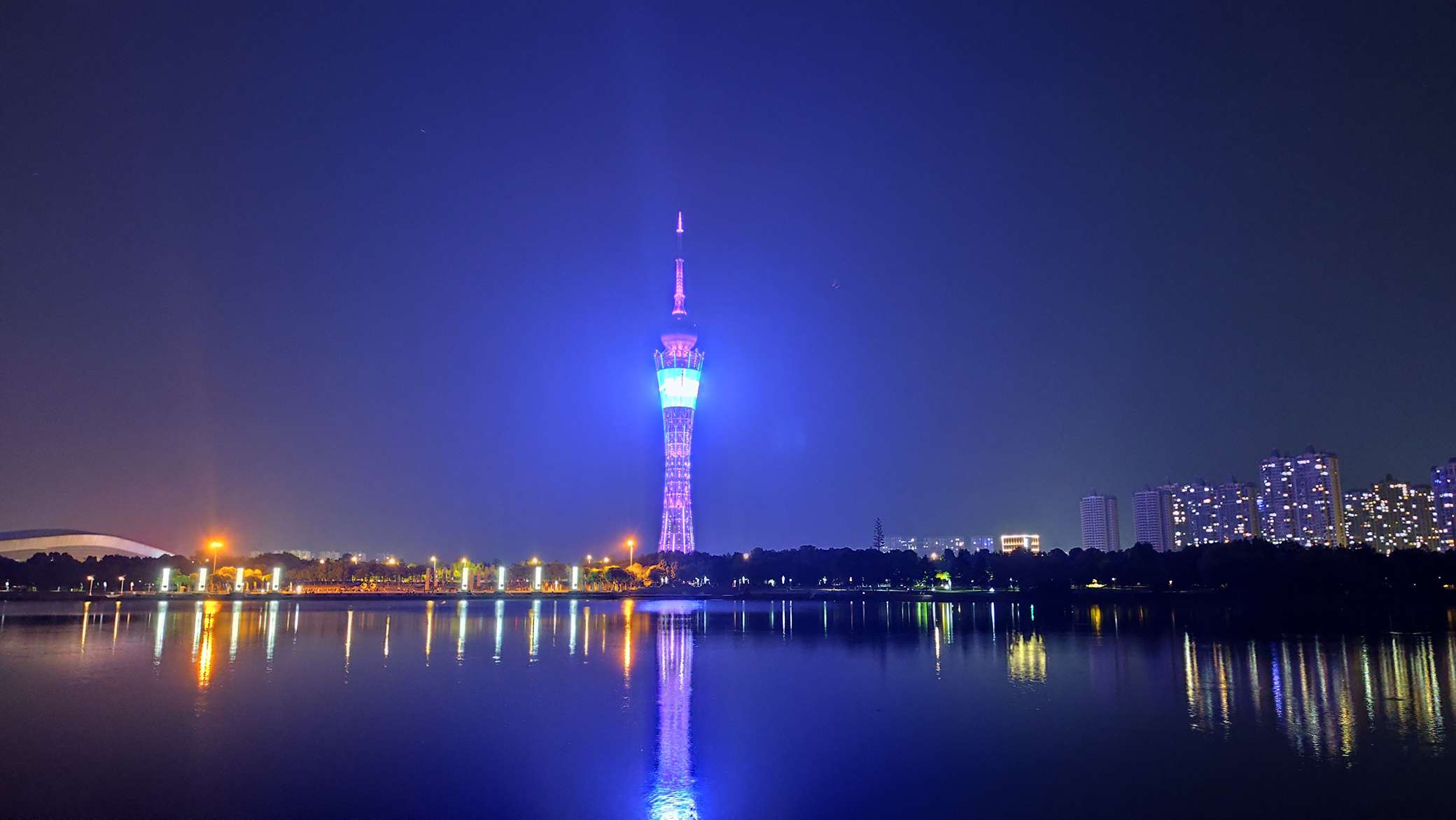 六安淠河两岸城市风光-六安买房指南|蔡姐买房记